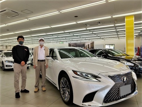 レクサスlsとlxをご納車です 小牧インター店ブログ 中古車販売ならフリード